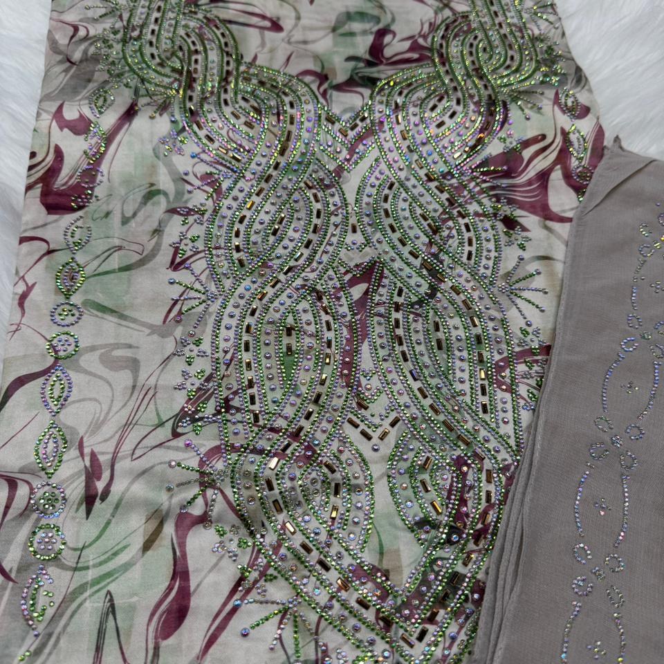 Gallery image for Indian silk mukhawwar with sheila