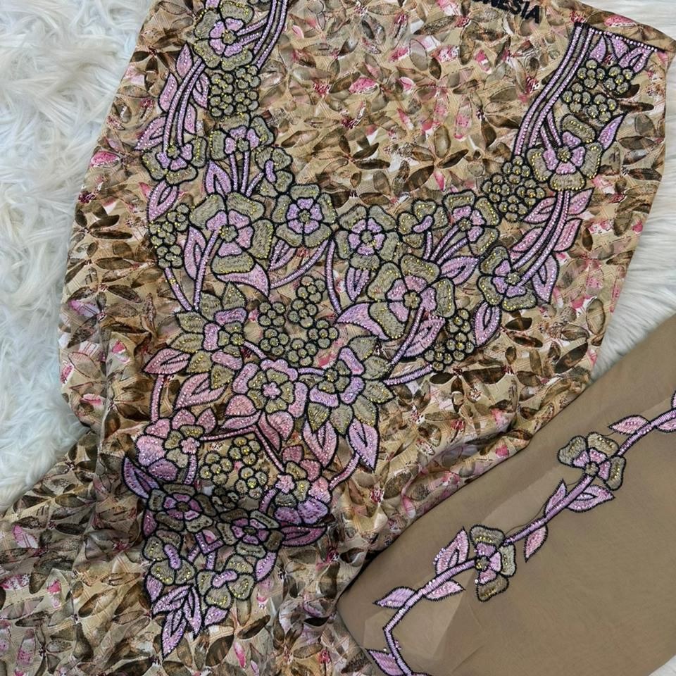 Gallery image for Silk mukhawwar embroidery with sheila served with stone Y-05
